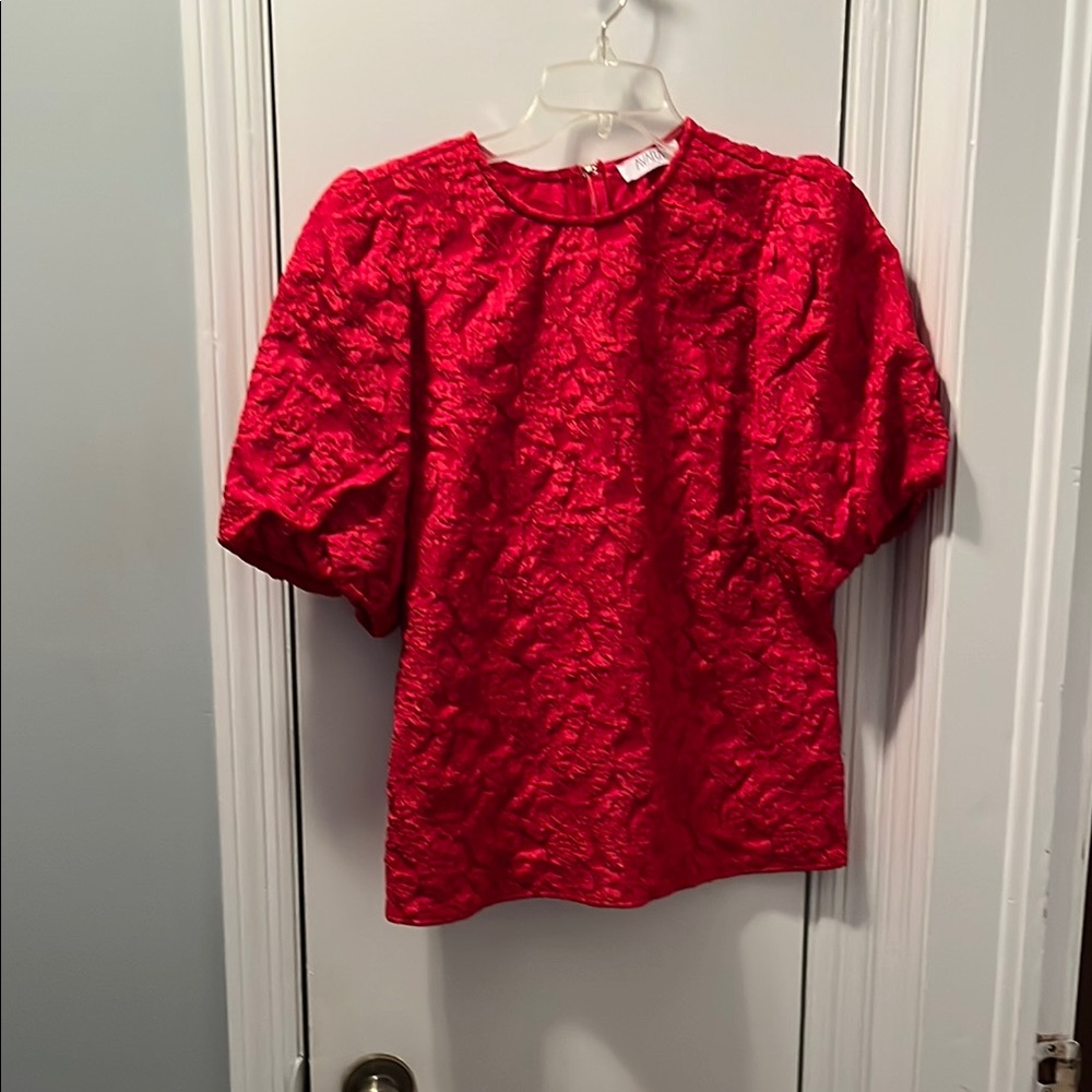 Red Textured Puff Sleeve Blouse